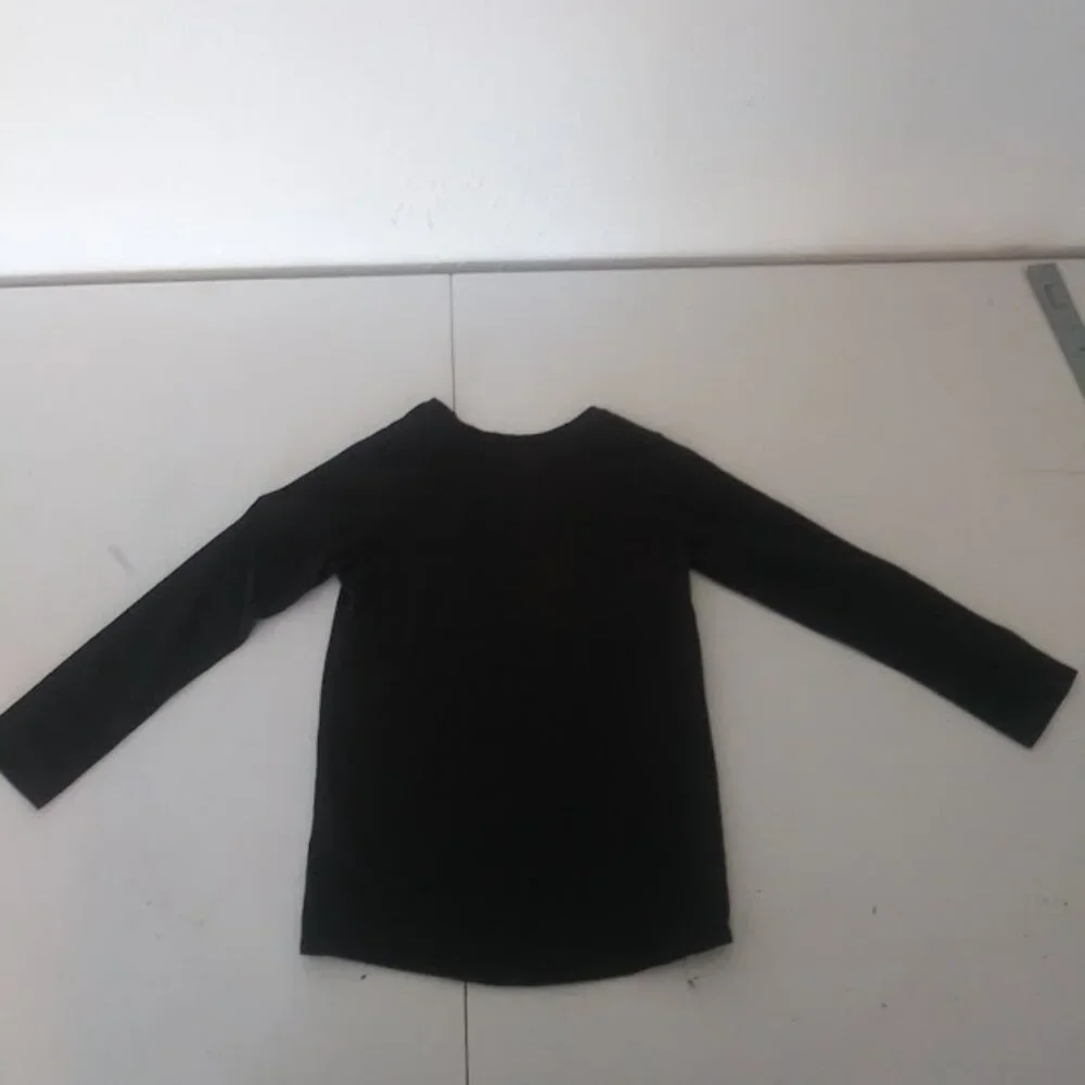 Garanimals girl's size 5T black top